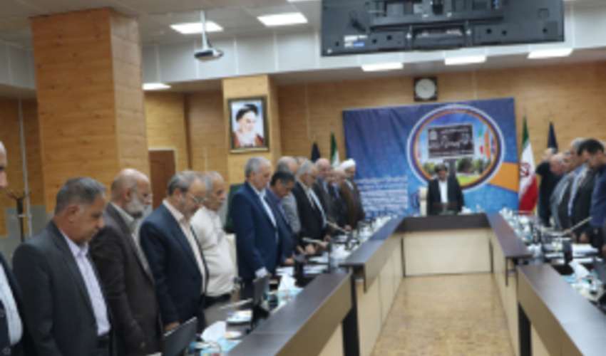 گرامیداشت هفته دفاع مقدس در داتشگاه شهید مدنی آذربایجان