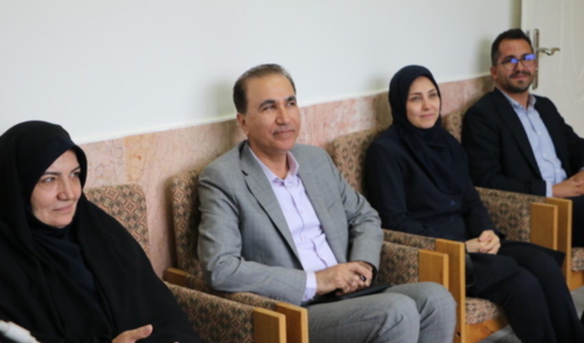 تجلیل هیئت‌رئیسه دانشگاه شهید مدنی آذربایجان از مجموعه روابط عمومی دانشگاه